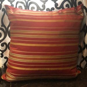 Beautiful large pillow 22 by 22
